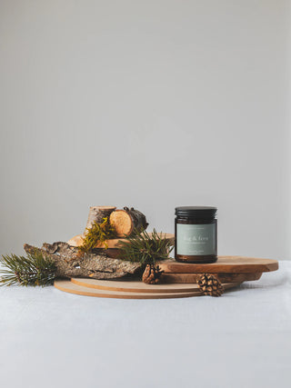 Forest & Brooks wooden wick candle - Moss & Mint