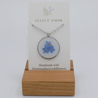 Necklace | Forget Me Not | Large, Round | Stainless Steel