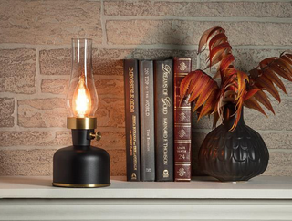 Lantern LED Lamp with Chimney (Black)