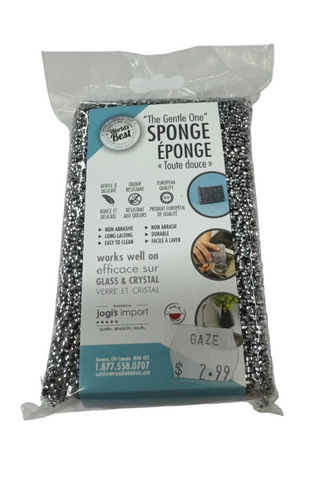 Packaged sponge with product details on a white background