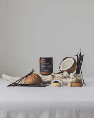 Forest & Brooks wooden wick candle - Vanilla Velour