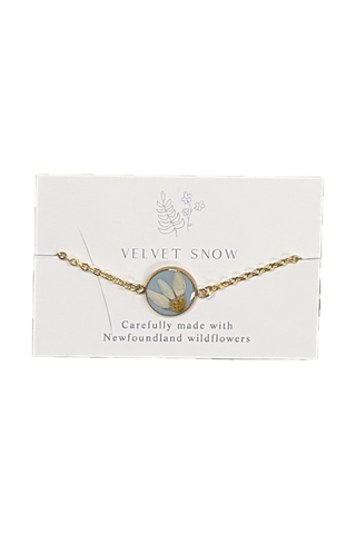 Velvet Snow - Bracelet | Daisy | Oval | Gold Toned Stainless Steel