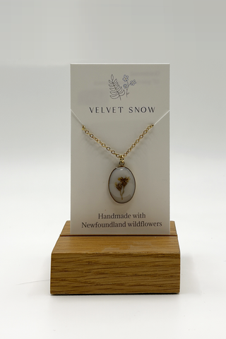 Necklace | Goldenrod | Oval | 18-inch Gold Toned Stainless Steel