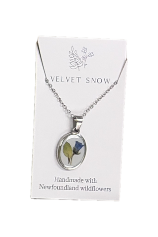 Velvet Snow - Necklace | Oyster Leaf | Oval | 18-inch Stainless Steel