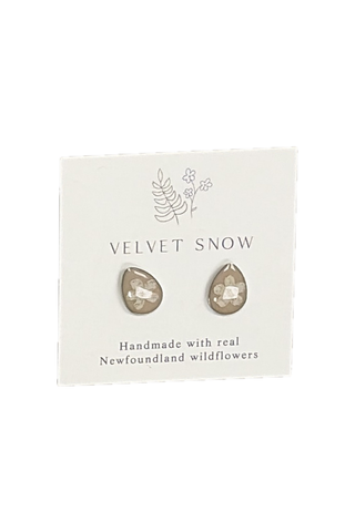 Velvet Snow - Stud Earrings | White Forget Me Not | Round | Stainless Steel